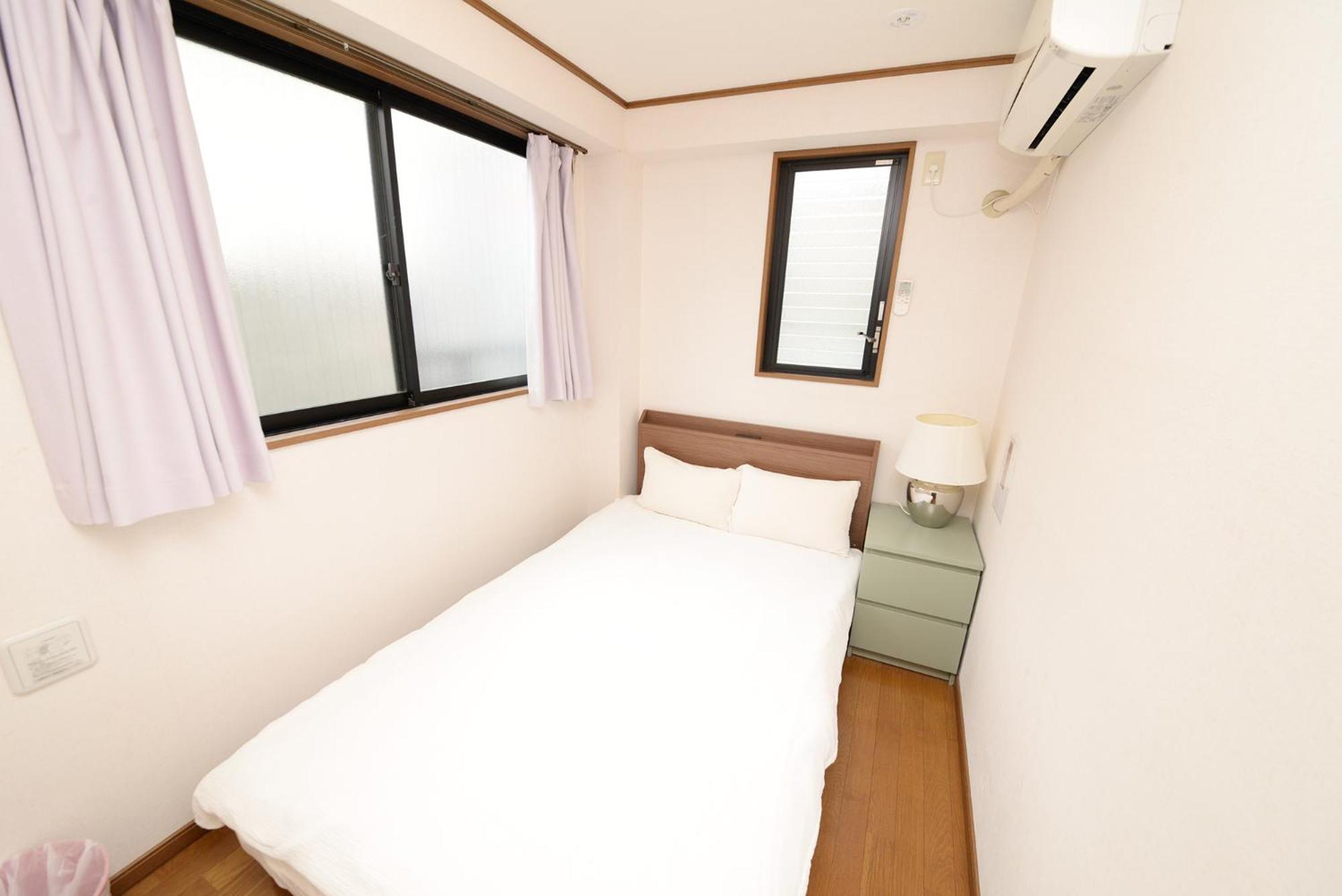 Вилла Shinjuku Ny House 2 Токио Экстерьер фото
