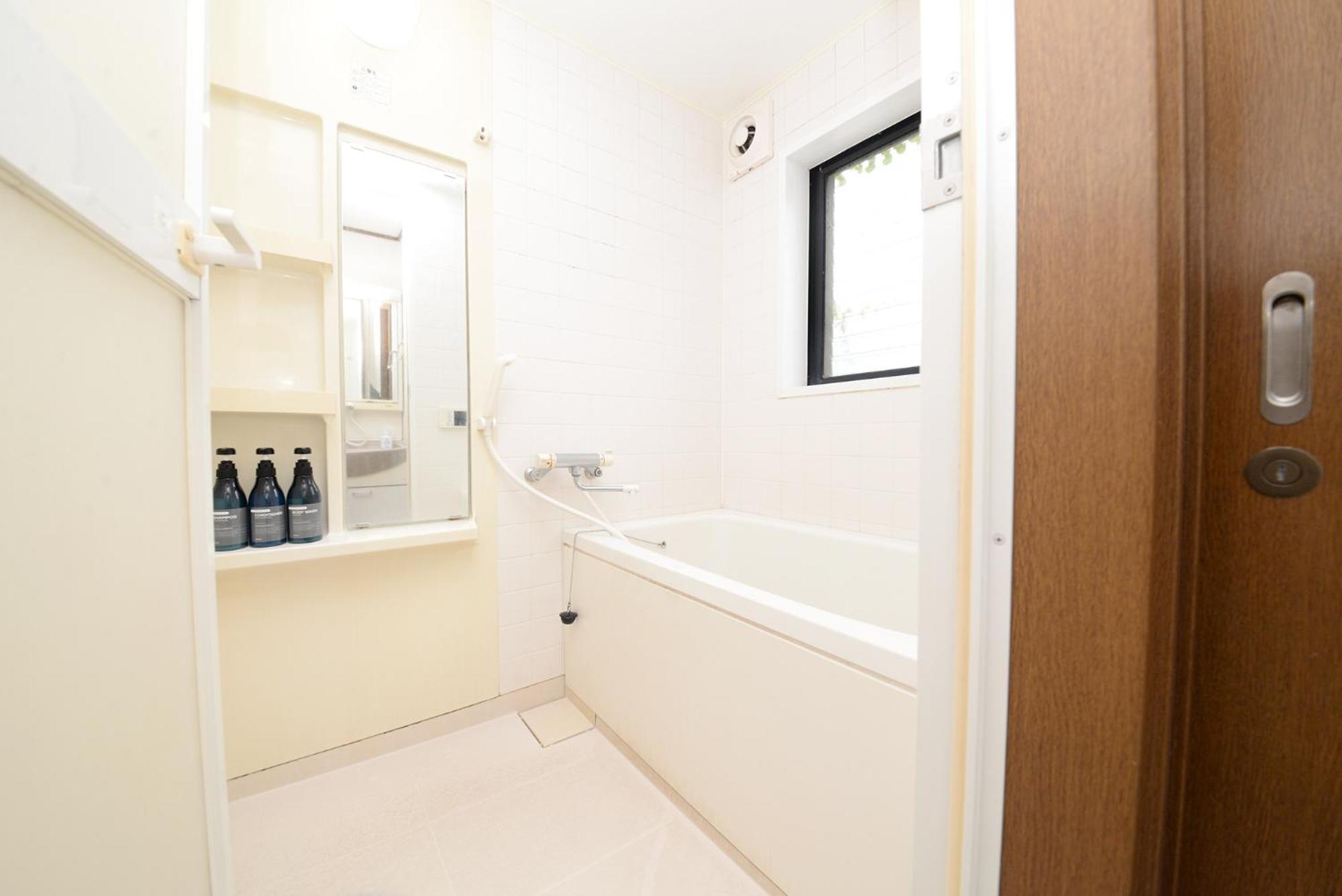Вилла Shinjuku Ny House 2 Токио Экстерьер фото